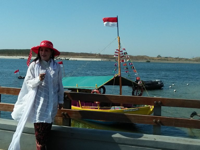 Maria Eva Bersama Artjo Bikin Kejutan