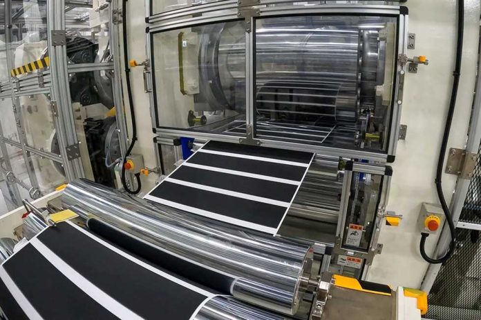 Honda Motor Co., Ltd. meresmikan lini produksi baru untuk komponen baterai solid-state di fasilitas Honda R&D Co., Ltd