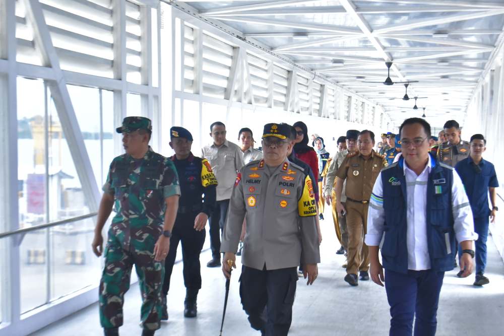 Kapolda Lampung menyampaikan komitmen penuh Polda Lampung dalam menyiapkan seluruh personel dan sarana guna menghadapi lonjakan arus mudik dan arus balik selama perayaan Natal dan Tahun Baru (Nataru)