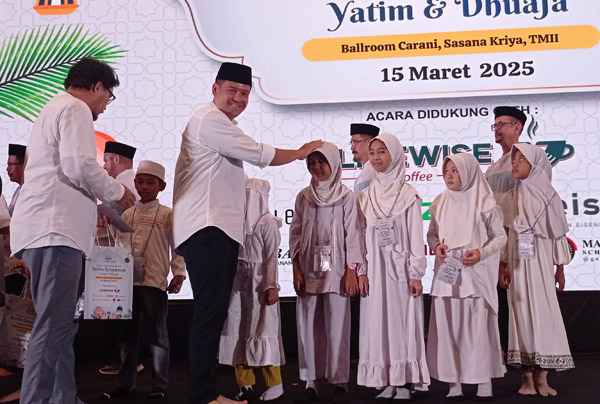 Aktifis Muda LikeWise Coffee, Andri Cahyono Wibowo, Tebar Kebaikan di TMII dan Kemayoran
