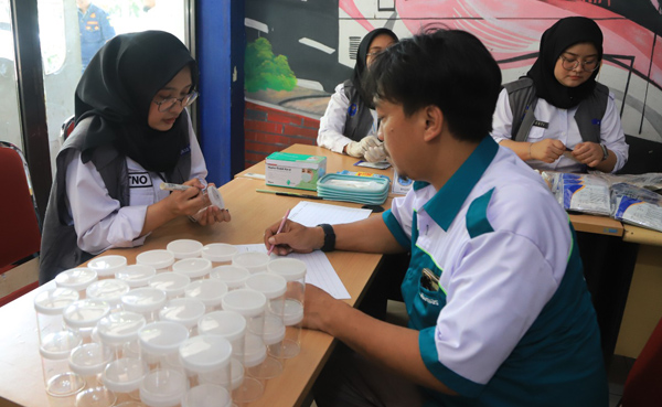 Jelang Mudik Lebaran, Sopir Bus AKAP di Tangerang Wajib Tes Urine