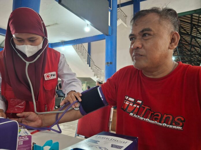 PMI Kota Tangerang Siagakan 40 Personel dan Ambulans untuk Layanan Mudik Lebaran. foto dok. pmi kota tangerang