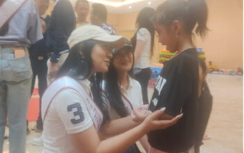 Puteri Indonesia Beri Trauma Healing untuk Korban Banjir Bekasi. ist