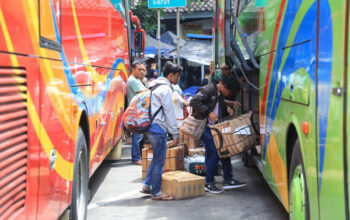 Terminal Poris Plawad Layani Ribuan Penumpang Bus AKAP Selama Arus Balik