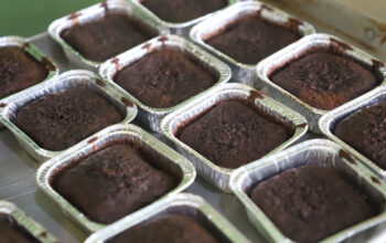 Rahasia Rasa Bintang Lima Harga Kaki Lima Terungkap, Ini Dia Ny. Ai Brownies