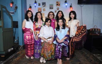 Perempuan Berkarya