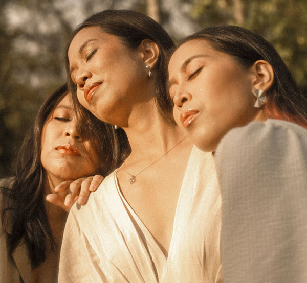 foto dok. the impatient sisters