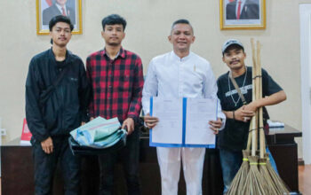 Pengamen Angkot di Bogor Dipekerjakan Jadi Petugas Kebersihan Alun-Alun