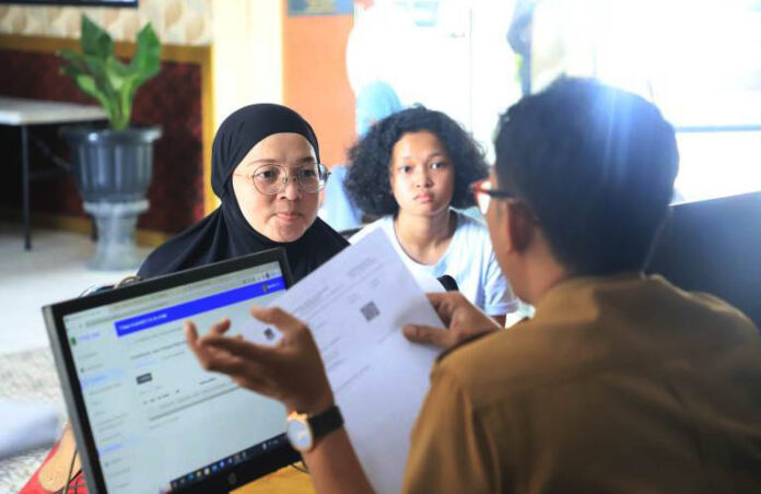 52191help desk pemkot tangerang siap membantu pendaftar spmb tahap i jenjang sd 521911