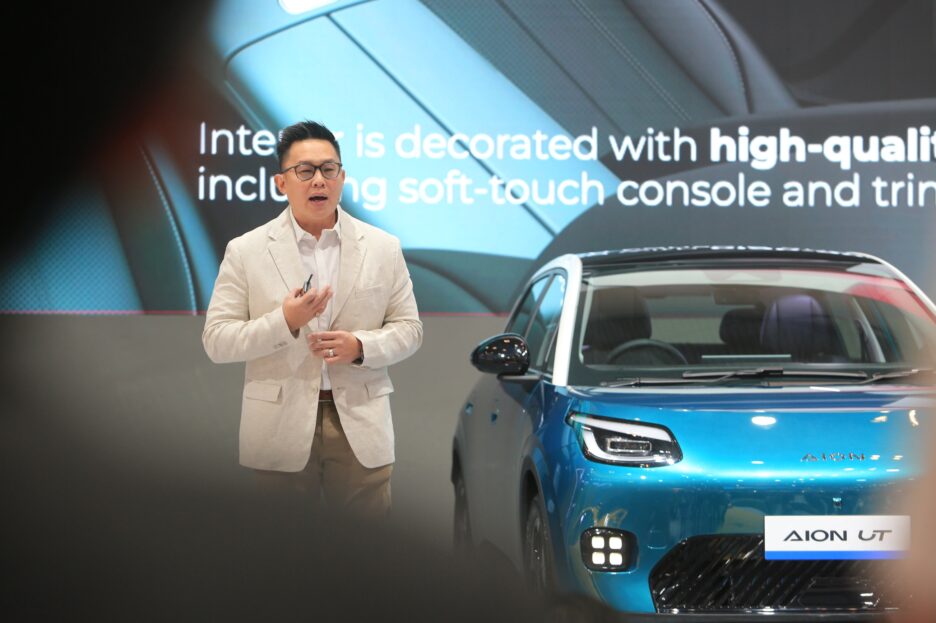 GAC Hadirkan Mobil Listrik Bergaya Futuristik Di Ajang GIIAS 2025