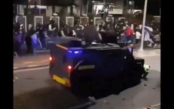 Ricuh dari demo yang berpusat di Gedung DPR RI Jakarta, Kamis 28 Agustus 2025 malam, menelan korban jiwa. Seorang driver ojol tewas terlindas mobil rantis Brimob