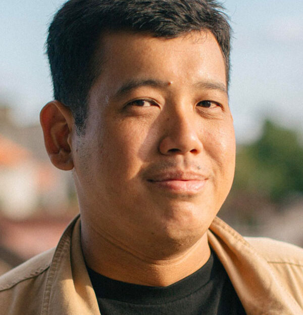 Adrian Jonathan Pasaribu, Co-founder Cinema Poetica, Kurator Jakarta Film Week, sekaligus anggota Komite Seleksi dari Indonesia 