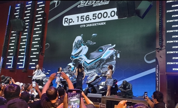 Zontes 368 Series siap menghadapi pesaing di kelas Maxi Scooter