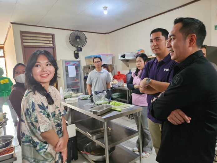 Yayasan Inklusi Pelita Bangsa (YIPB) dan Grab-OVO