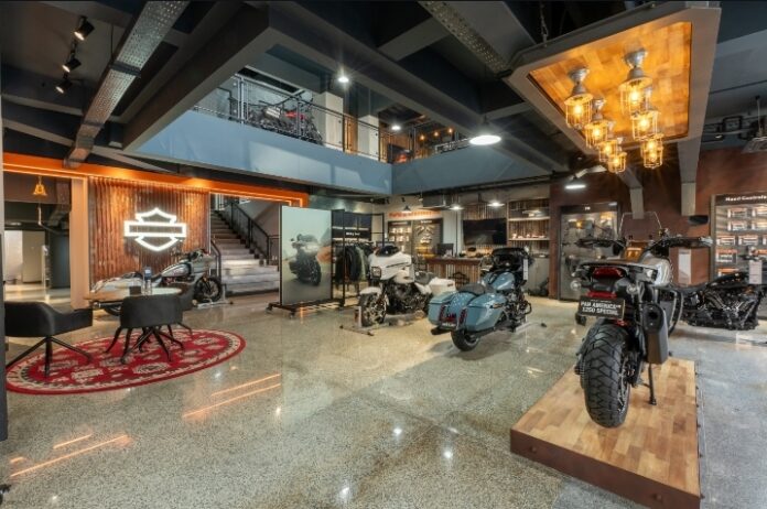 Plaza Group Resmi Jadi Mitra Harley-Davidson untuk Jawa Timur