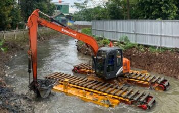 Cegah Genangan, Saluran Air di Tangerang Dibersihkan Serentak