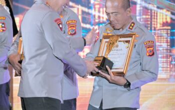 Kapolda Jabar Raih Penghargaan “HeForShe” 2025, Bukti Komitmen Polri Perkuat Kesetaraan Gender