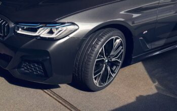 Road Trip Mobil Hybrid Lebih Hemat, Simak Tips dari Hankook