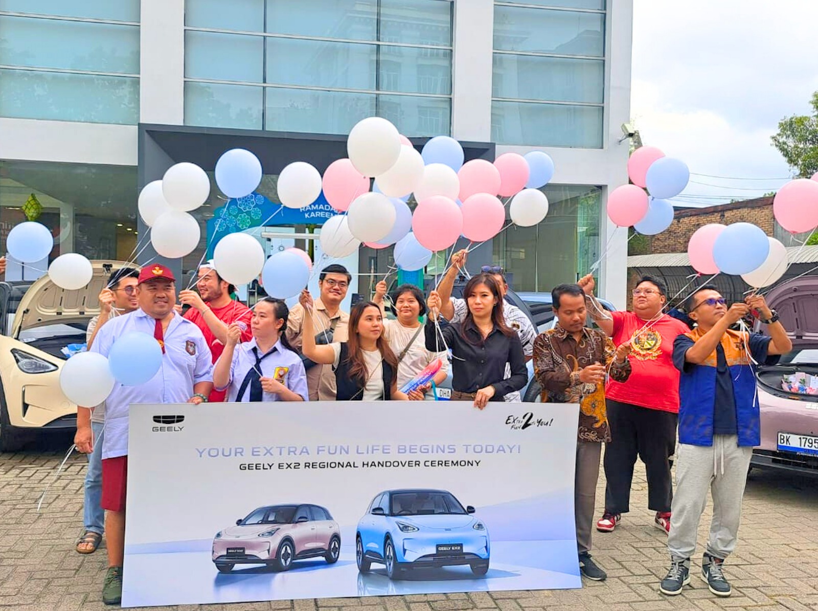 Mobil Listrik Geely EX2 Sekarang Tersedia di Medan hingga Makassar, Cek Fitur dan Program Lebarannya!