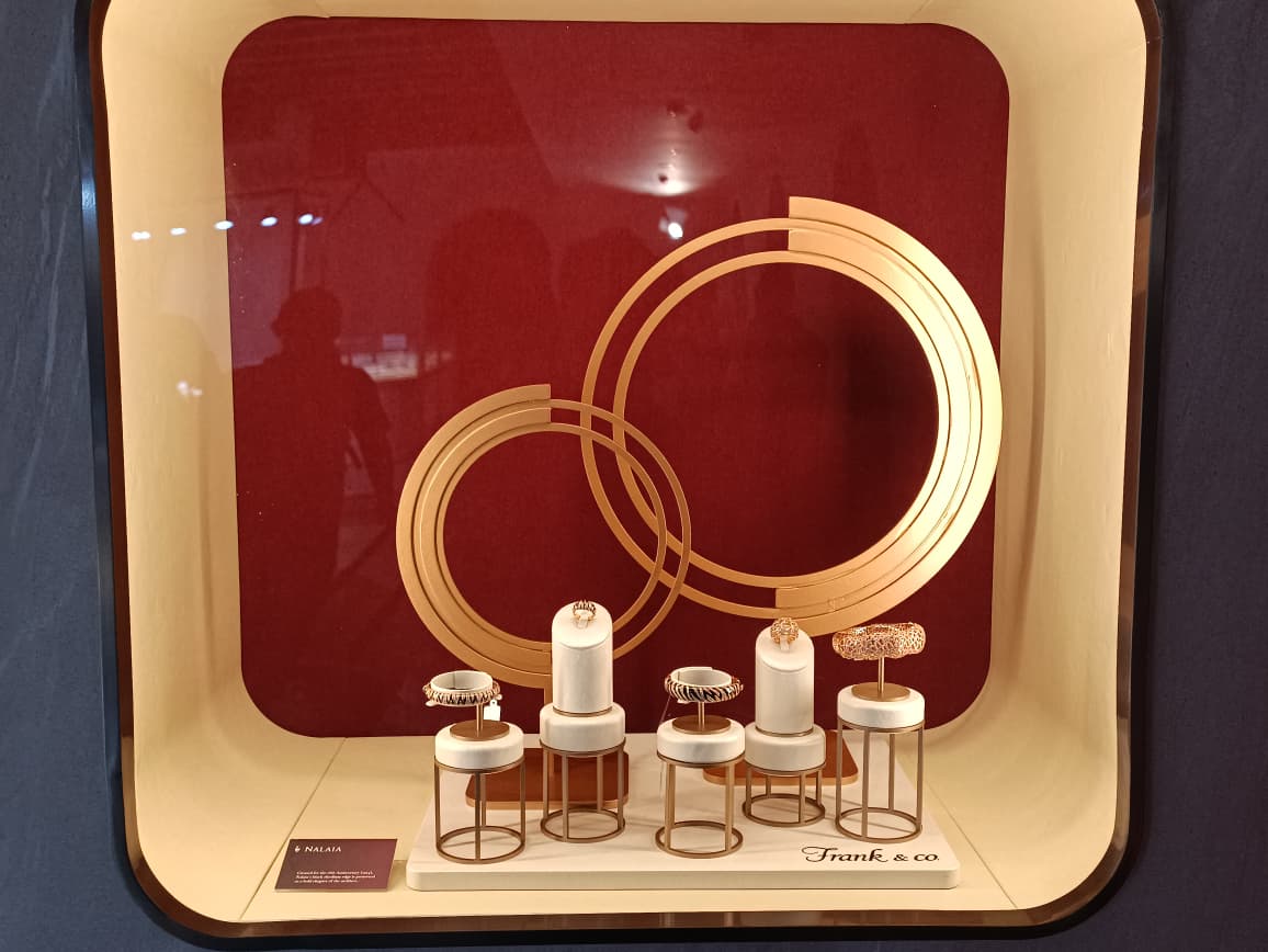 Frank & co Rayakan 30 Tahun, Hadirkan Eksibisi Imersif di Gedung Bersejarah A.A. Maramis