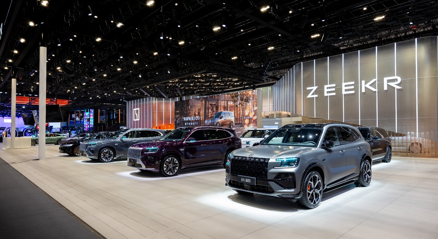 ZEEKR Perkuat Posisi sebagai Brand EV Mewah, Tampilkan Lini Lengkap di Auto China 2026