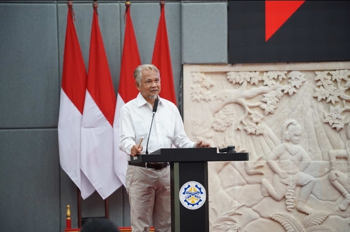 Hino Bersama KNKT dan POLTRADA Bali Perkuat Budaya Keselamatan
