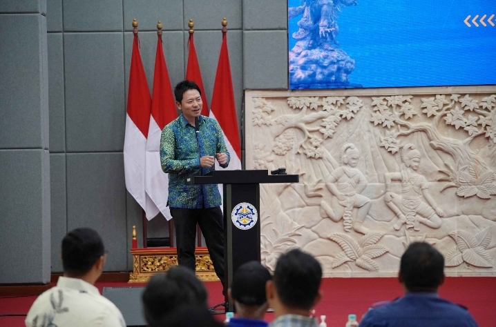 Hino Bersama KNKT dan POLTRADA Bali Perkuat Budaya Keselamatan