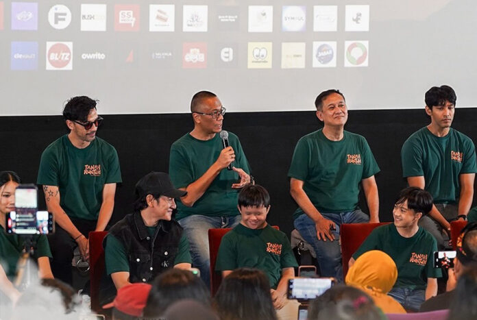 film tanah runtuh1