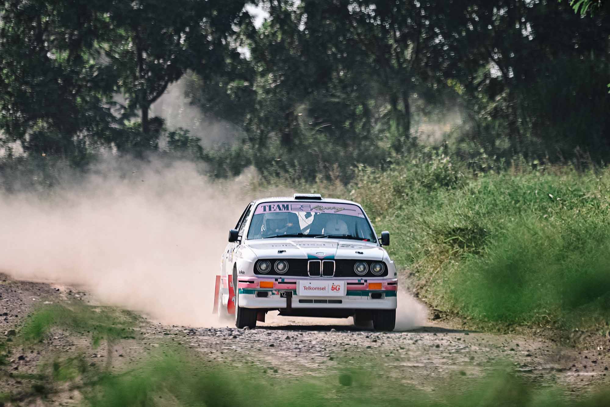 Rifat & El Mayka Sungkar Tampil Dominan, Raih Kemenangan di Sirkuit POJ City