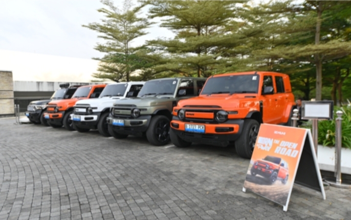 Roadshow iCAR V23: Kenali Kendaraan Listrik Bergaya Retro-Modern di 5 Kota Terdekat