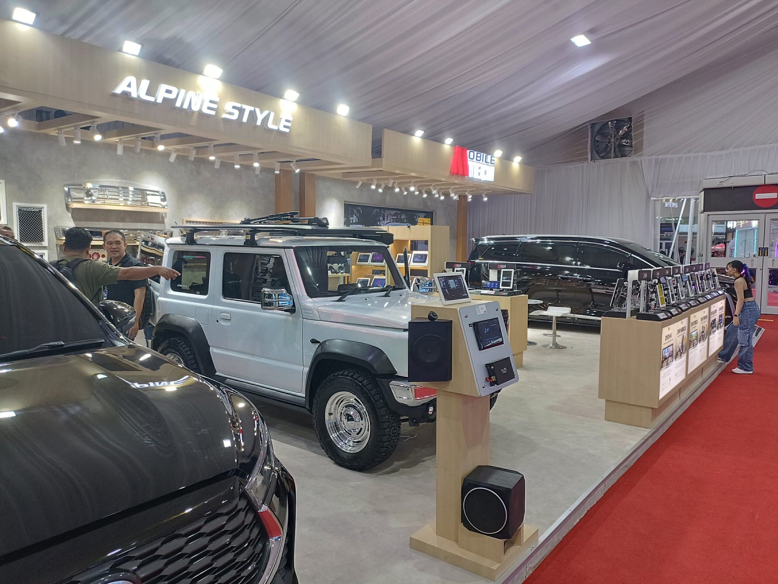 GIIAS 2026: Kramat Motor Hadirkan Personalisiasi Eksklusif Jimny JB74 Alpine Style