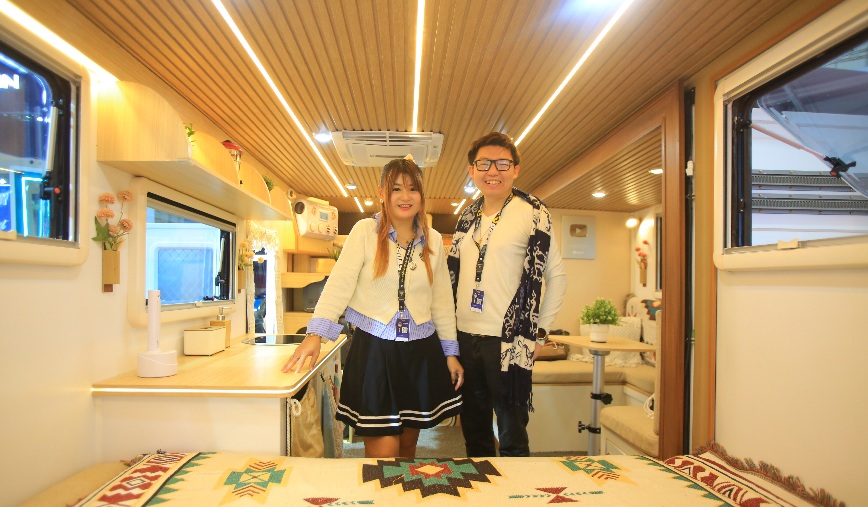 Isuzu Hadirkan ELF NLR Campervan, Tunjukkan Fleksibilitas untuk Gaya Hidup & Pariwisata