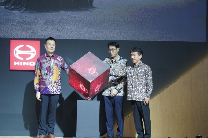 Hino Luncurkan Bus Canggih Hino RM 280 ABS Retarder di GIIAS 2026