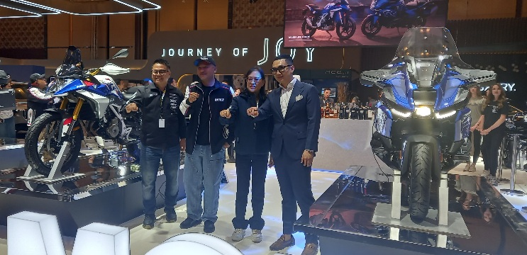 Lebih Canggih, BMW F 450 GS & R 1300 RT Resmi Mengaspal di GIIAS 2026