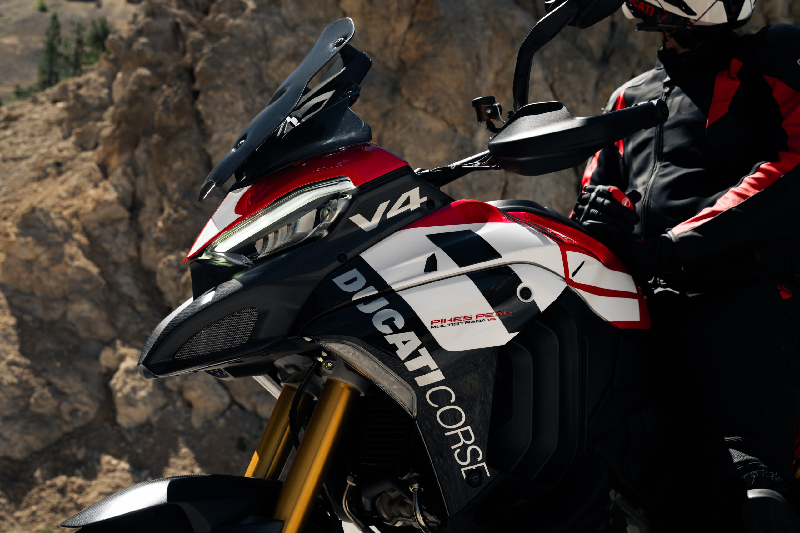 Ducati Luncurkan Multistrada V4 Pikes Peak 2027 dengan Livery Eksklusif