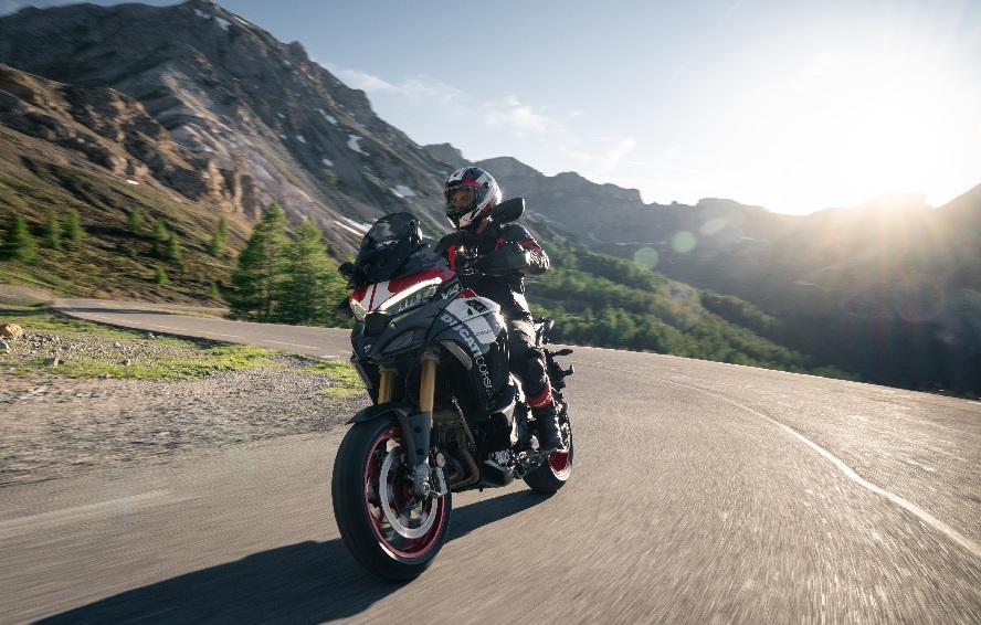 Ducati Luncurkan Multistrada V4 Pikes Peak 2027 dengan Livery Eksklusif