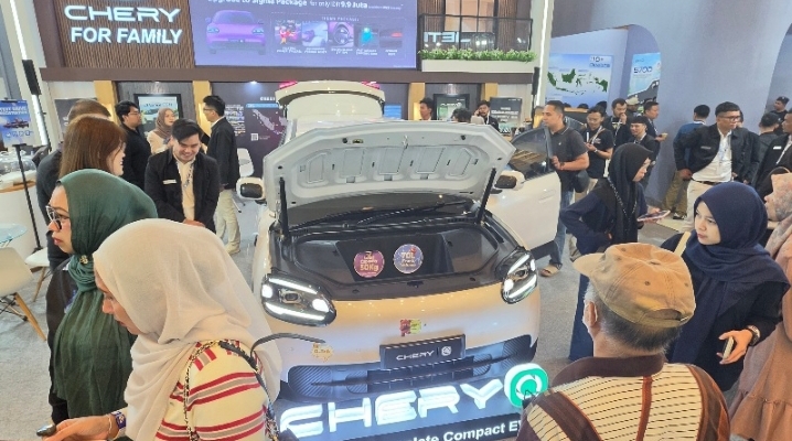 Bisa Dicoba Langsung, Chery Bawa Empat Model Masa Depan ke Bandung