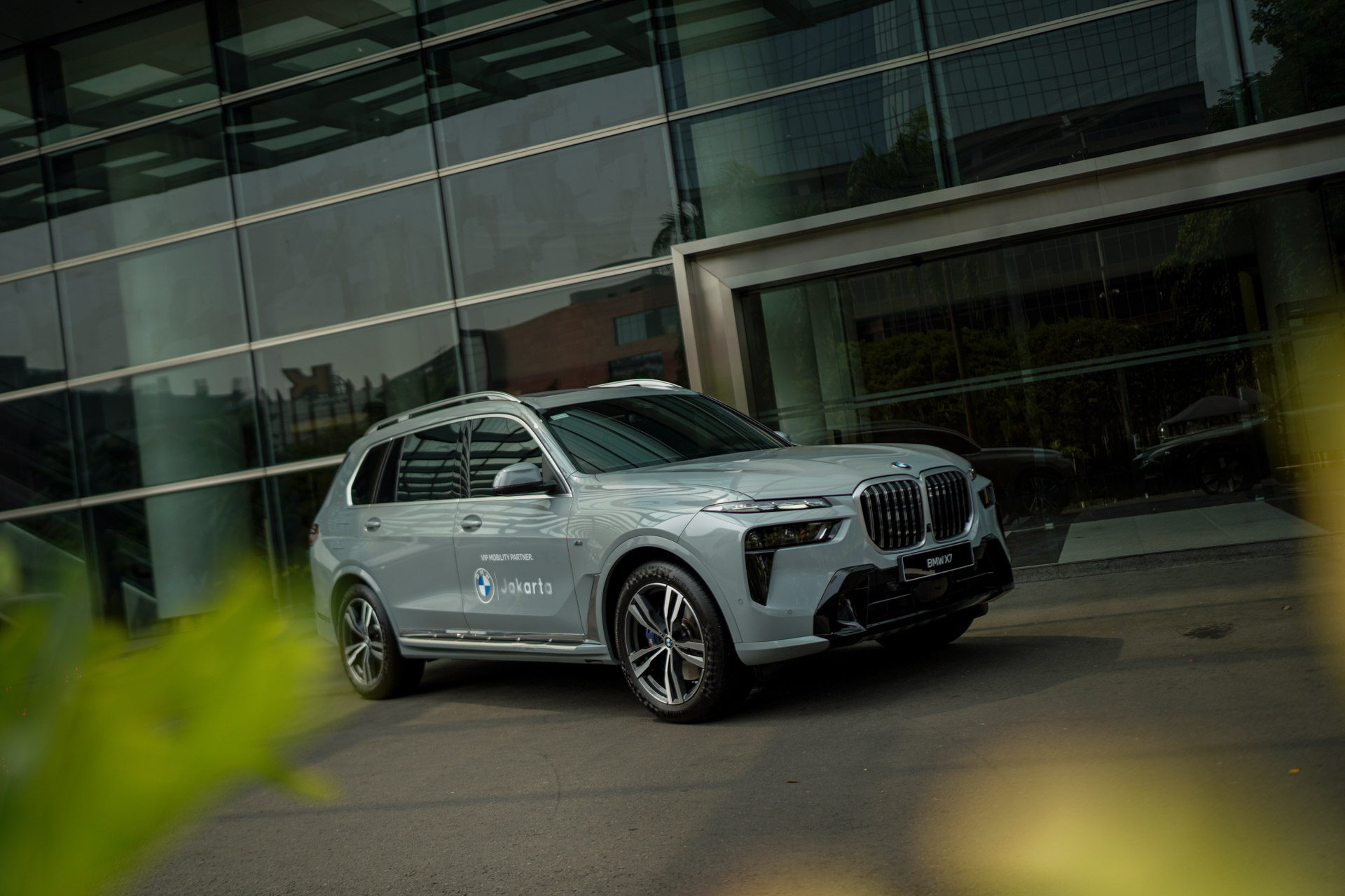 BMW & MINI Hadir di Art Jakarta 2026: Saat Mobil Mewah Bertemu Seni