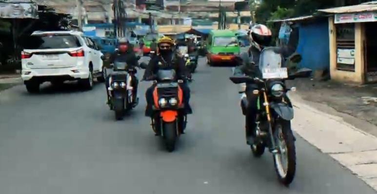 Kompressor PENA: Saat Persahabatan Antar Media Dijalin Lewat Jalur Sepeda Motor